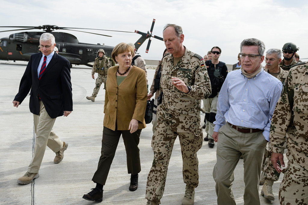 Federal Defence Minister Thomas de Maizière accompanied Chancellor Angela Merkel on her visit to German troops stationed in Kunduz in Northern Afghanistan.