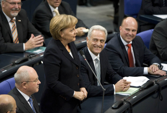 Bundeskanzlerin Merkel nimmt die Wahl zur Bundeskanzlerin an