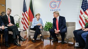 Bundeskanzlerin Angela Merkel beim G7-Gipfel in Biarritz mit US-Präsident Donald Trump.