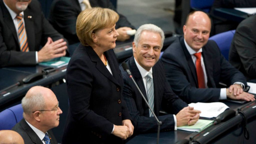 Bundeskanzlerin Merkel nimmt die Wahl zur Bundeskanzlerin an