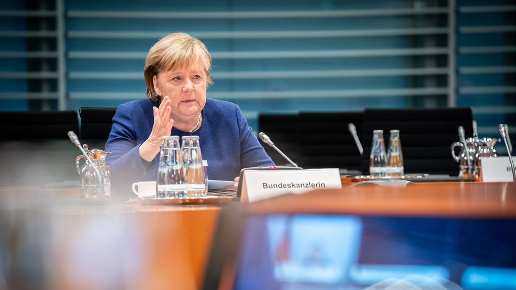 Federal Chancellor Merkel at the Federal-regional consultations on the coronavirus pandemic.