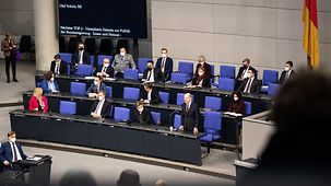 Bundeskanzler Olaf Scholz bei einer Regierungserklärung im Bundestag.