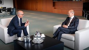 Federal Chancellor Olaf Scholz receives Liechtenstein’s Prime Minister Daniel Risch.
