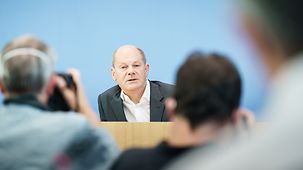 Federal Chancellor Olaf Scholz at a press conference.