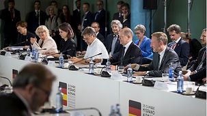 Federal Chancellor Olaf Scholz at the plenary session of the Spanish-German intergovernmental consultations.