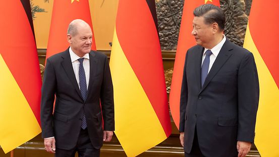 Federal Chancellor Olaf Scholz with Xi Jinping, General Secretary of the Chinese Communist Party.