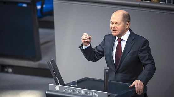 Olaf Scholz in the Bundestag