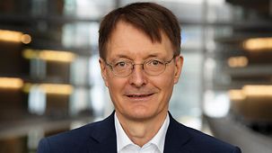 Karl Lauterbach ist Bundes-Minister für Gesundheit