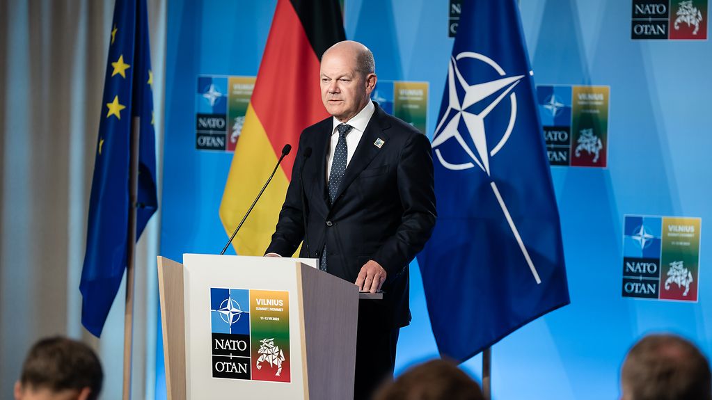 Bundeskanzler Scholz bei der Pressekonferenz auf dem NATO-Gipfel