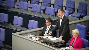 Discours du doyen du Bundestag Heinz Riesenhuber