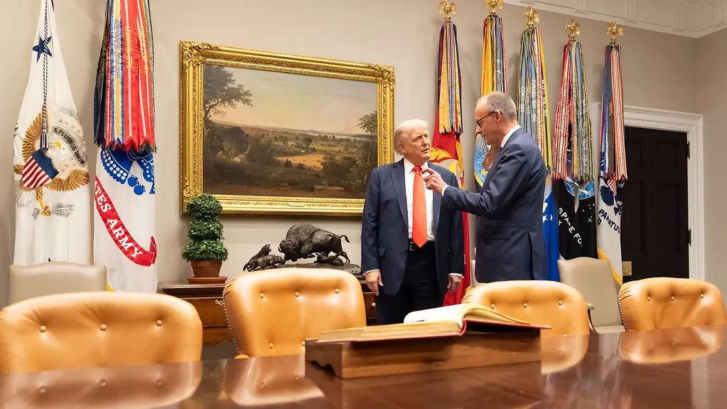 Bundeskanzler Merz und Präsident Trump im Gespräch.