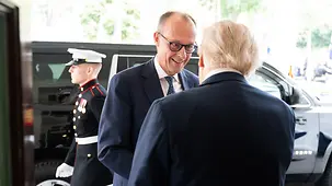 Le chancelier fédéral Friedrich Merz et le président Donald Trump à la Maison Blanche