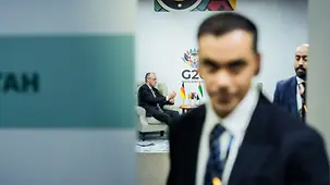 Das Foto zeigt Bundeskanzler Friedrich Merz beim G20-Gipfel.