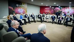 The photo shows Federal Chancellor Friedrich Merz at the G20 summit.