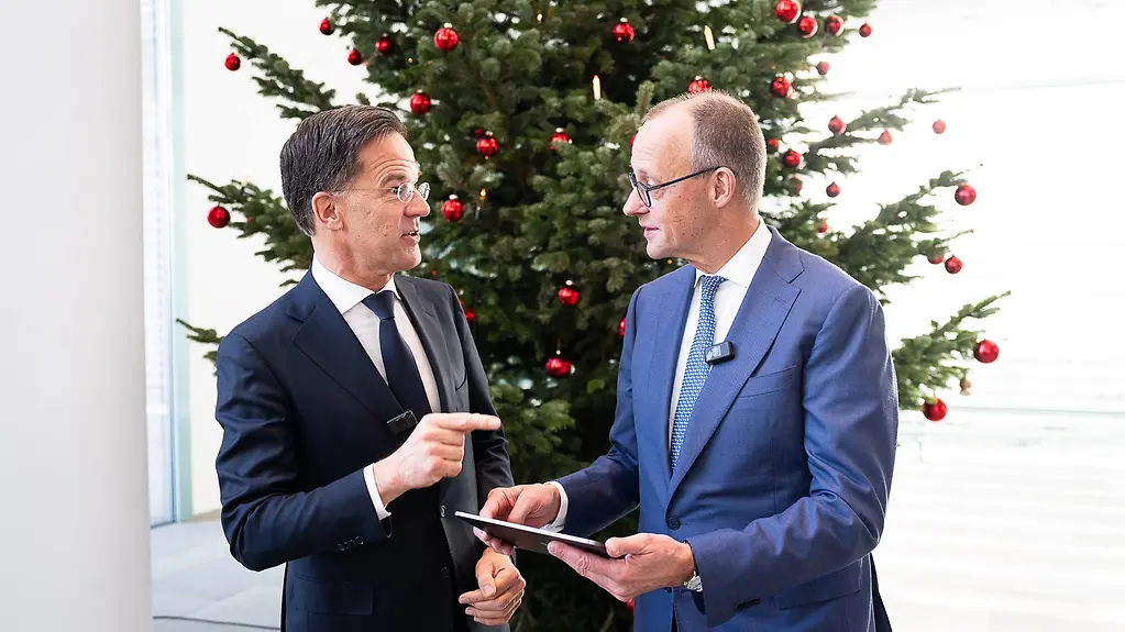 Bundeskanzler Merz empfängt NATO-Generalsekretär Rutte.