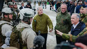 Bundeskanzler Friedrich Merz bei der Nato-Übung Cold Response.