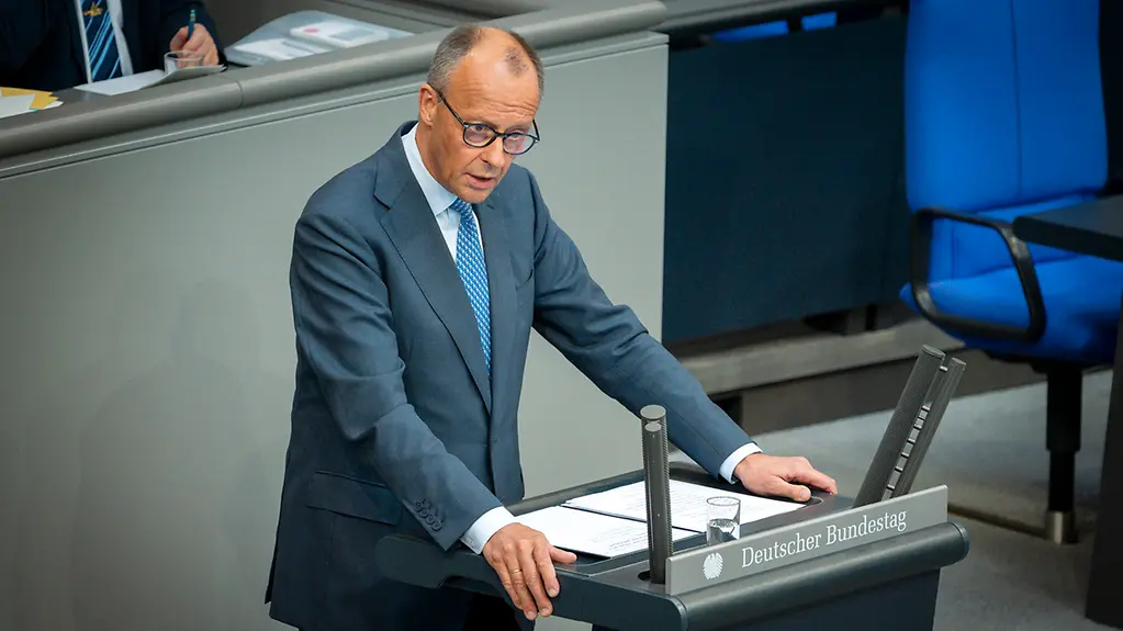 The Chancellor at the lectern in the German Bundestag