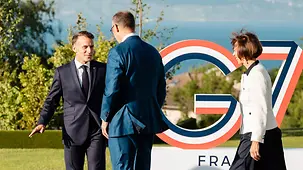 Federal Chancellor Friedrich Merz being welcomed to the G7 summit by Emmanuel Macron, President of France.