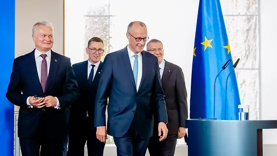Federal Chancellor Friedrich Merz and the heads of government of the Baltic States during the joint press conference.