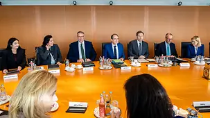Bundeskanzler Friedrich Merz bei der Kabinettssitzung.
