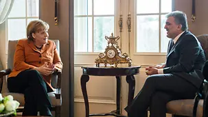 The Turkish President Abdullah Gül welcomed Chancellor Angela Merkel for talks.